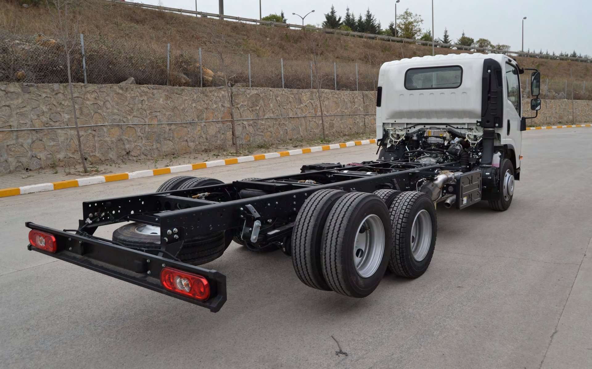 Uzun Şasi Tadilatı